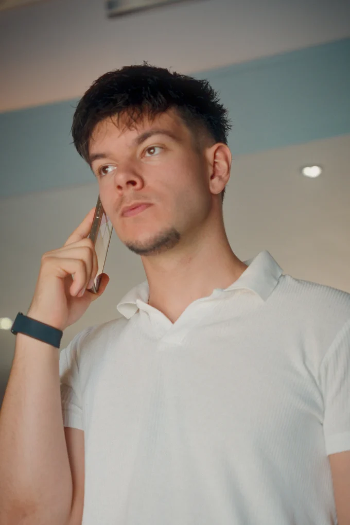 Axel Colladant, au téléphone